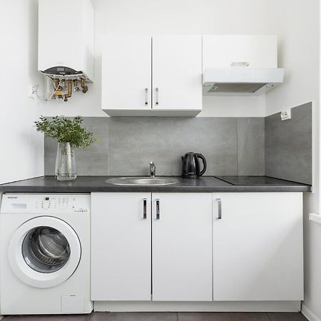 1-Bedroom Apartment With Balcony - Dluga 65 Krakov Exteriér fotografie