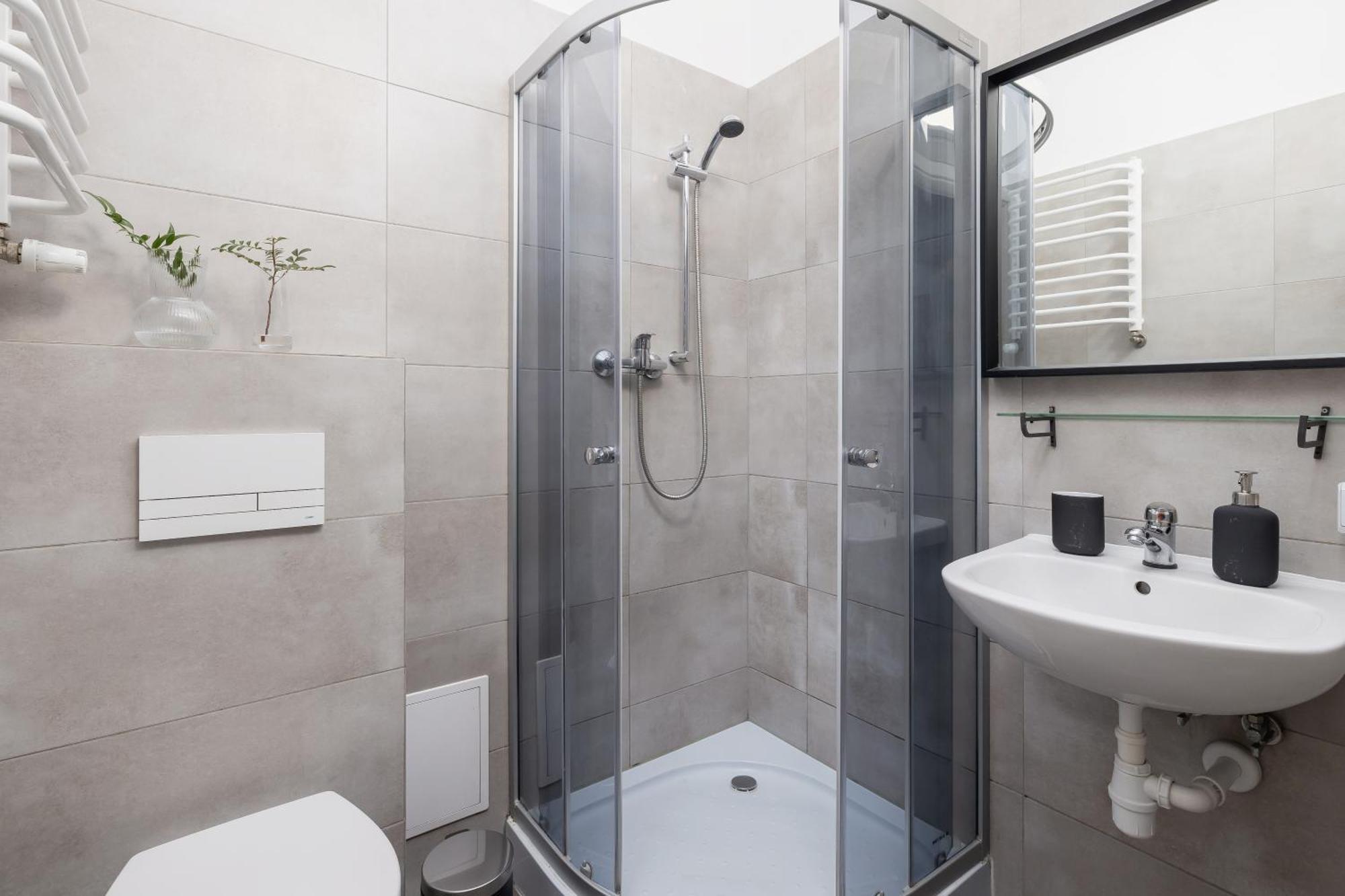 1-Bedroom Apartment With Balcony - Dluga 65 Krakov Exteriér fotografie