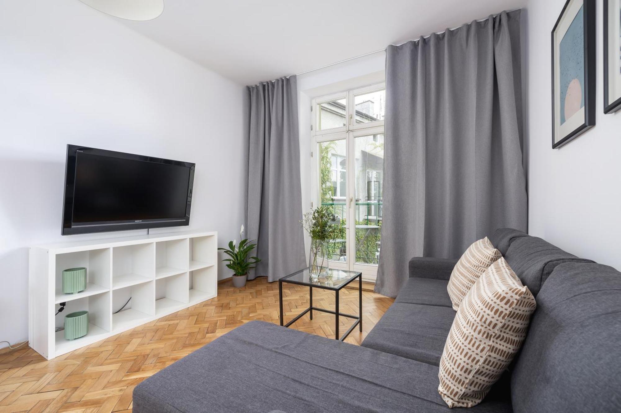1-Bedroom Apartment With Balcony - Dluga 65 Krakov Exteriér fotografie